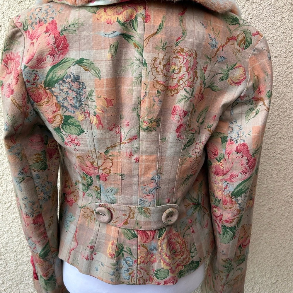 Women's Colorful Floral Vintage Jacket - Picture 3 of 7